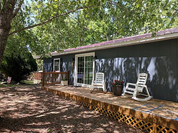 5th image of 957 Rocky Point Cir