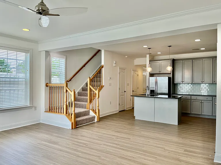 100 Oflannery Ct — Photo 6
