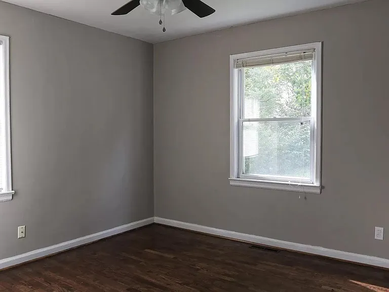 1915 S Roanoke Ave — Photo 11