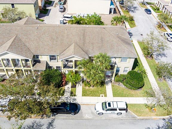 2nd image of 2145 SE Jamieson Drive