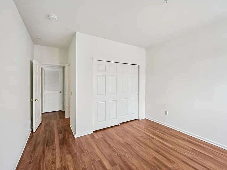 Spring Creek Apartments — Photo 140