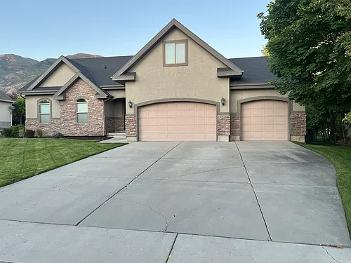 2254 N 1560 W Photo 1
