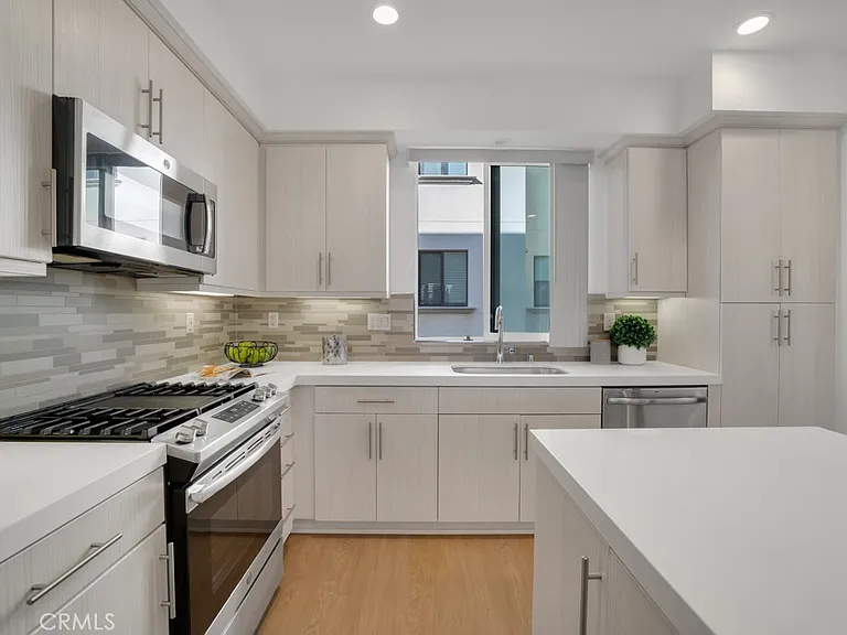 10832 W Riverton Ct — Photo 10