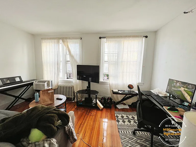 98 W Cedar St #6 — Photo 12