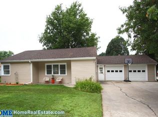 601 B St, Utica, NE 68456