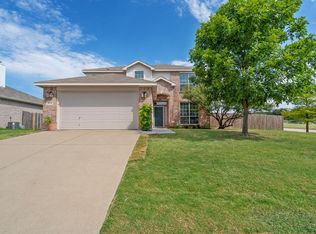 10300 Trevino Ln, Benbrook, TX 76126