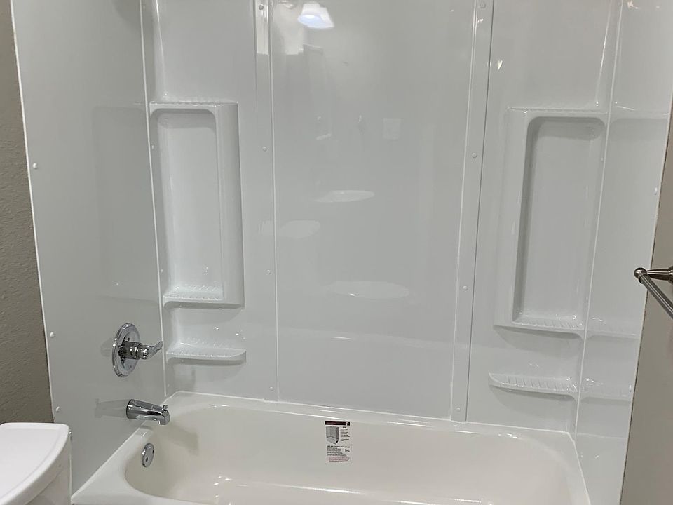 1st image of 410 NW 3rd Ave #4