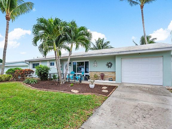 3rd image of 2021 Collier Avenue