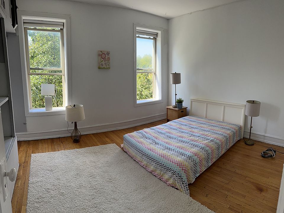 1st image of 2023 N Humboldt Blvd #2