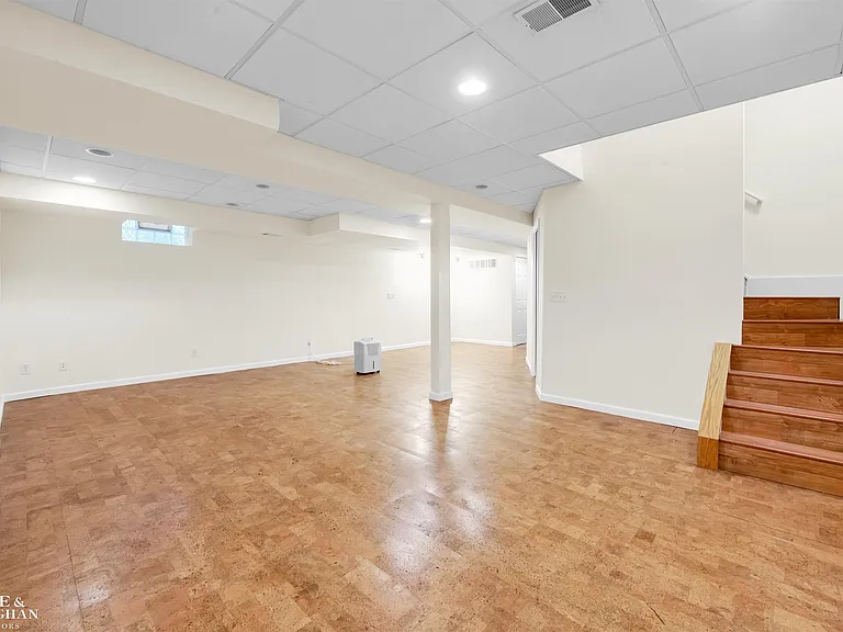1400 Beaconsfield Ave — Photo 19