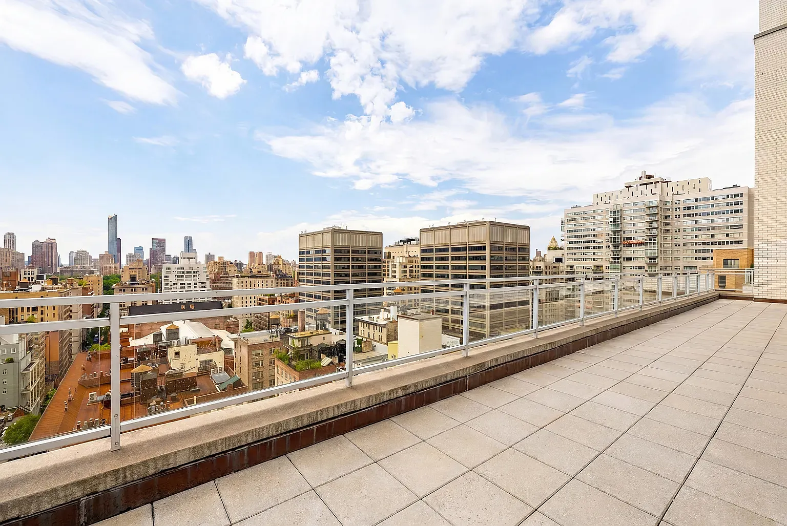 165 East 66th Street — Photo 4