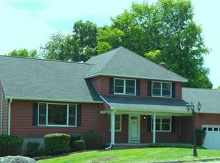 43 Rodcris Dr, Mahopac, NY 10541