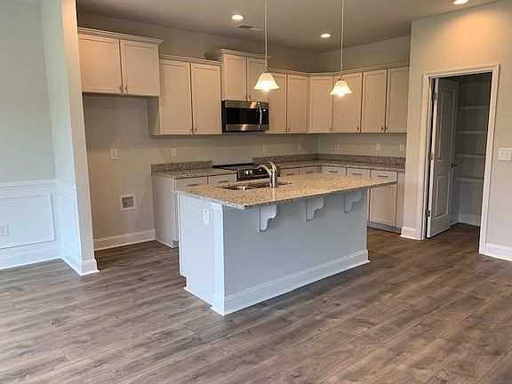 4th image of 104 Patrick Sydney Pl #43