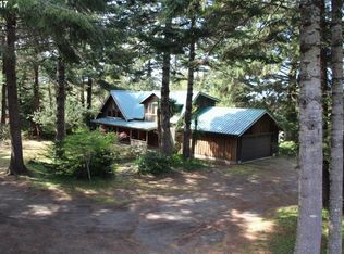 995 June Ave SE, Bandon, OR 97411