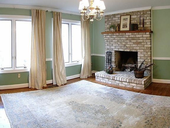 Home for Sale in Middletown, Maryland $549,900