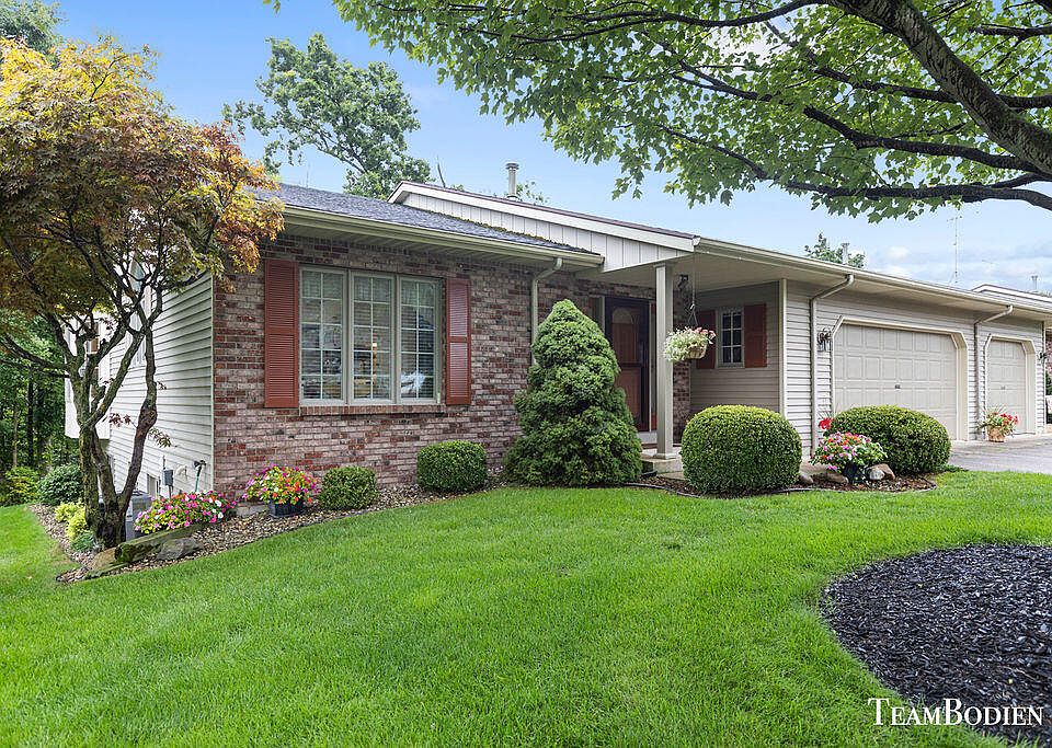 1st image of 2820 Bridgeside Dr SE #120