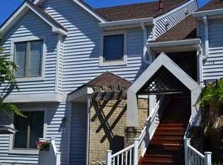 122 Harbor Watch Dr, Chesapeake, VA 23320