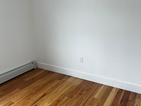 5th image of 628 Beach Way #1