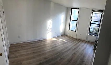 Rented by Apple Exclusive Realty Inc