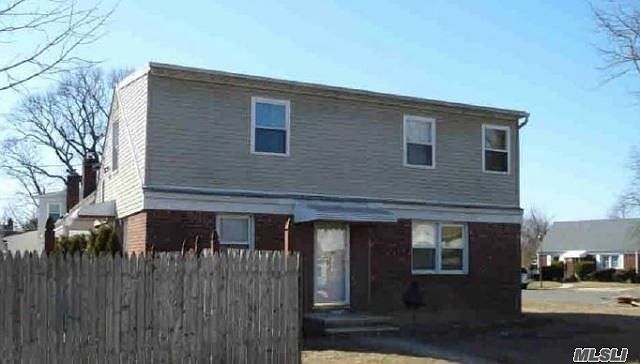 2nd image of 844 Planders Ave