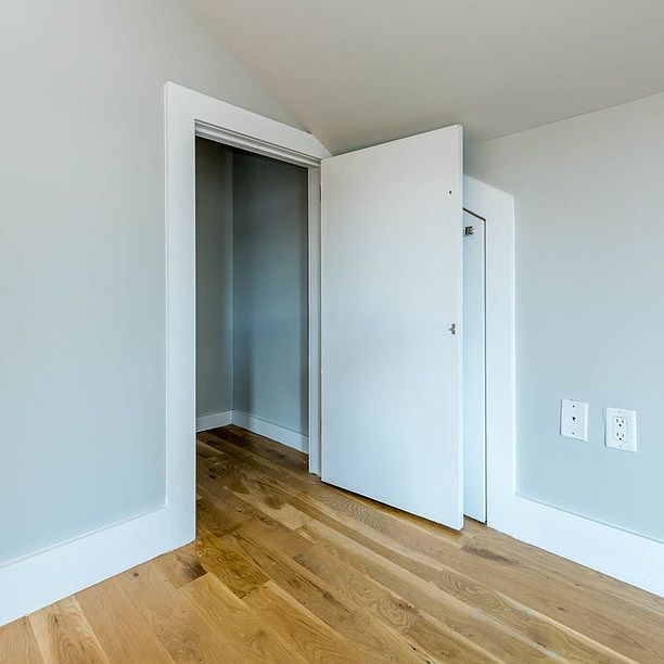 1st image of 185 Leonard St APT 03A