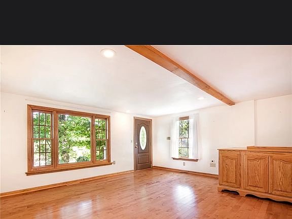 2nd image of 193 Hepler Rd
