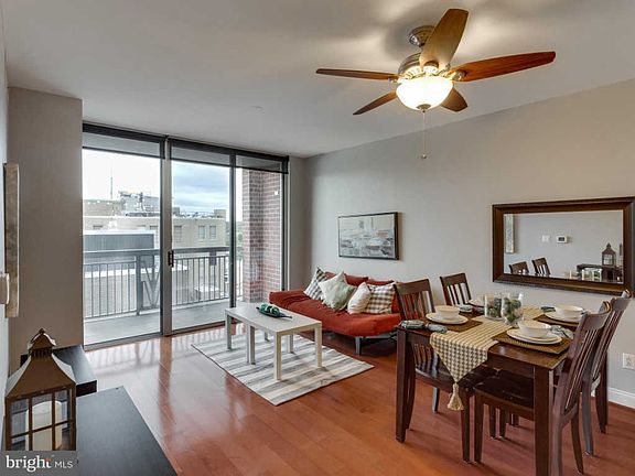 4th image of 1020 N Highland St Unit 617