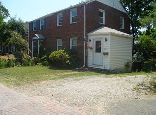 100 S Glebe Rd, Arlington, VA 22204