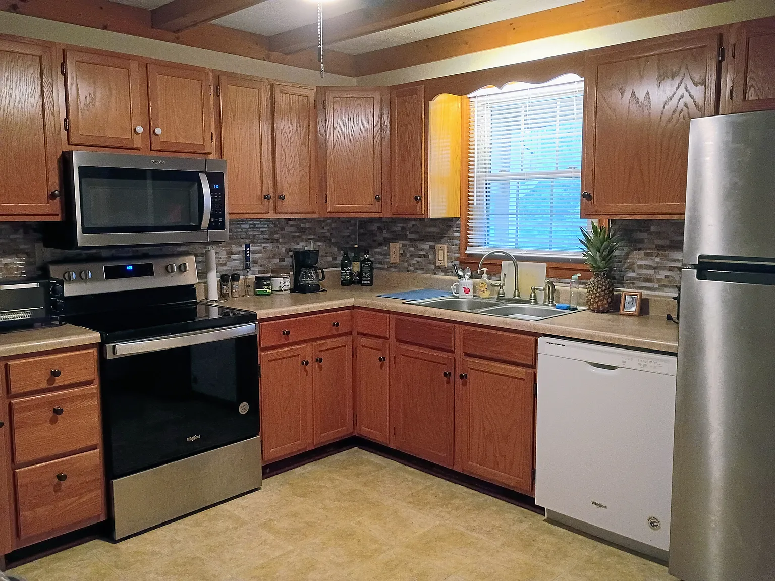 78 Cavalier Ct — Photo 3