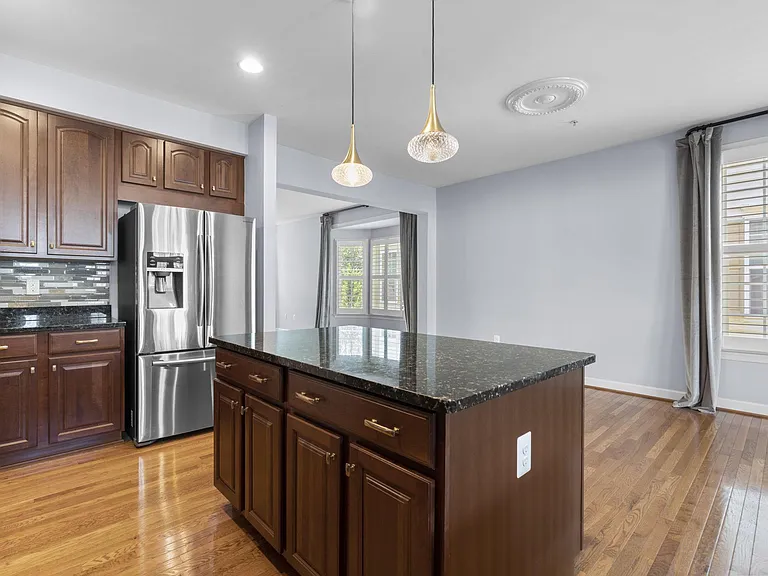10512 Old Ellicott Cir #48 — Photo 17