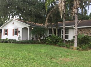 1205 W Crooked Lake Pl, Eustis, FL 32726