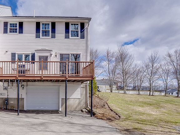 4th image of 38 Christopher Dr #71