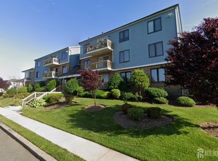 306 Peach St, Avenel, NJ 07001