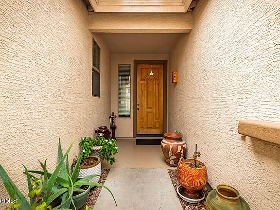 4th image of 10429 W Windsor Ave