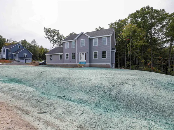 8 Blaisdell Court, Raymond, NH 03077