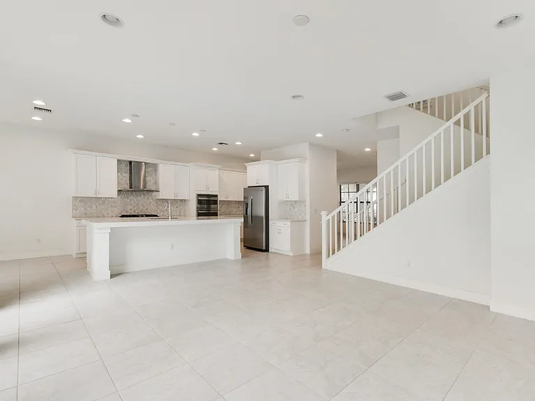 13351 Machiavelli Way — Photo 10