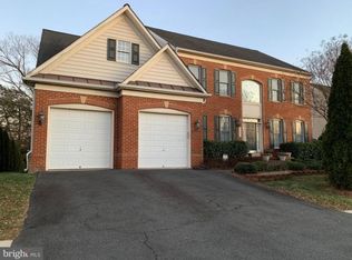 3927 Chantilly Rd, Chantilly, VA 20151