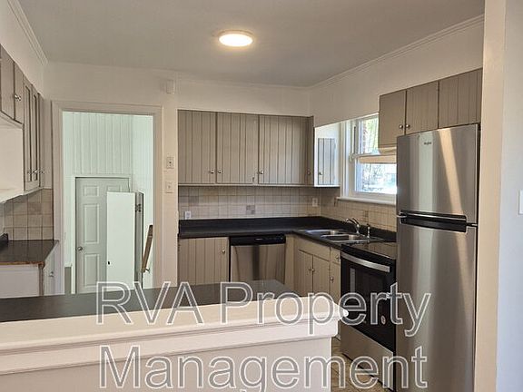 5th image of 7500 Mayland Dr