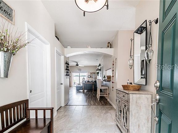 3rd image of 24842 Portofino Dr