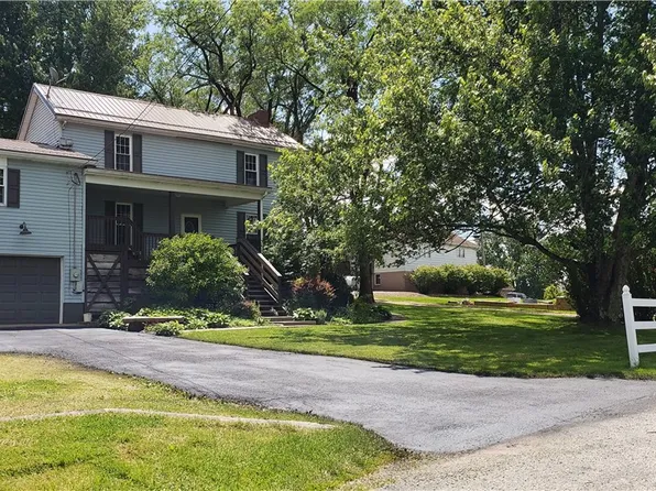 222 Painter Rd, Smithton, PA 15479