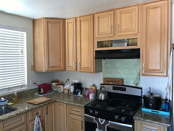 3rd image of 34598 Western Dr