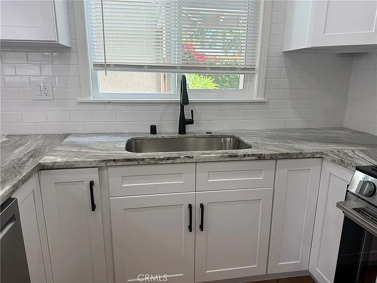 9671 Geyser Ave — Photo 9