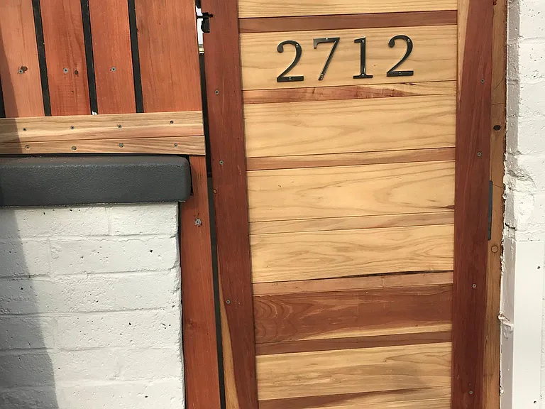 2712 S St — Photo 31