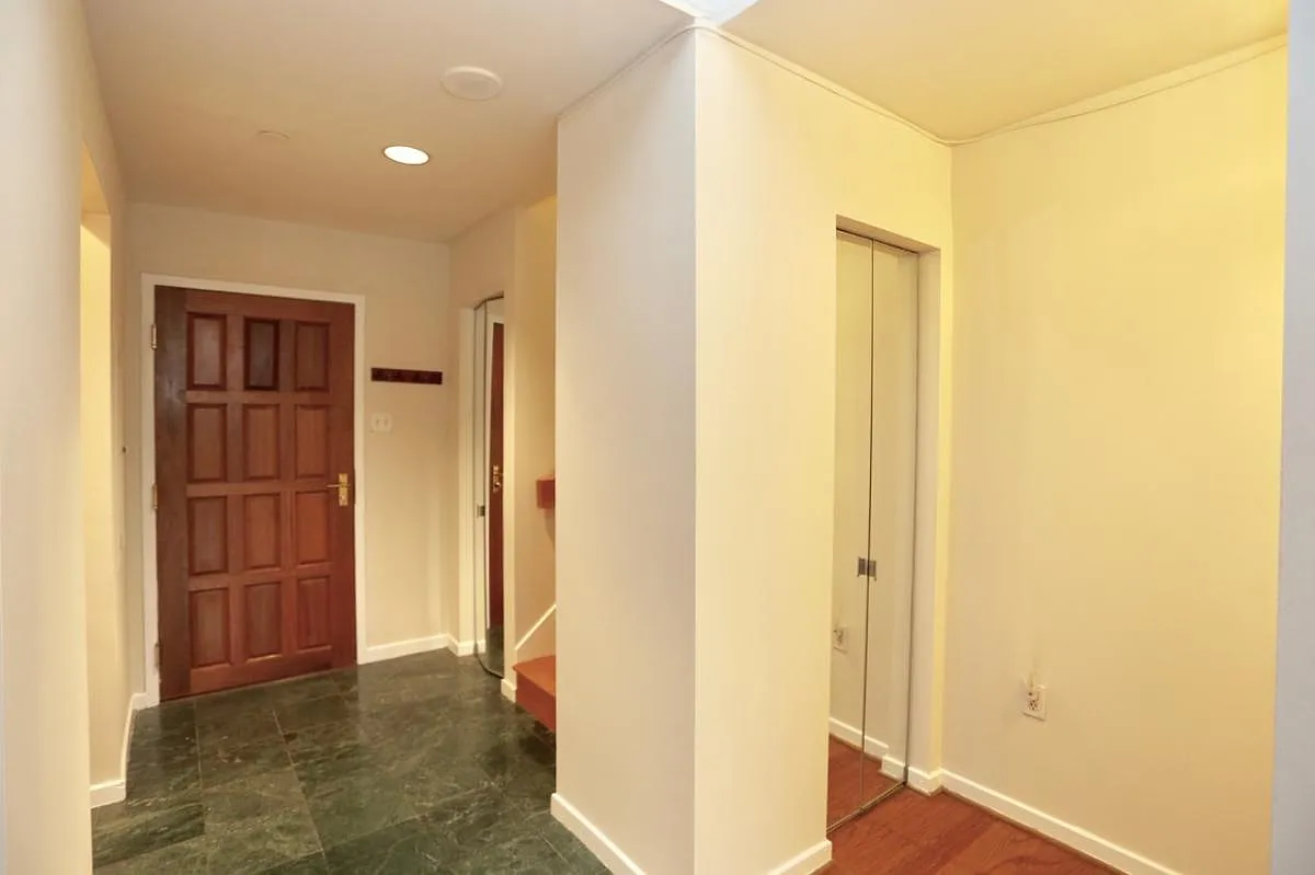 2 bed, 1570 sqft, $4,850 — Photo 1