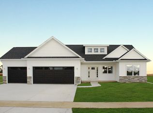 1708 Littlefield Ln, Mahomet, IL 61853