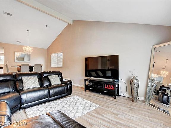 4th image of 4416 Sunny Dunes Dr