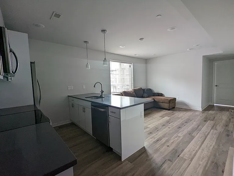 3636 Haverford Ave #2 — Photo 9