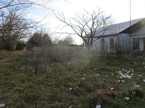 4th image of 2253 Farm Road 275 N