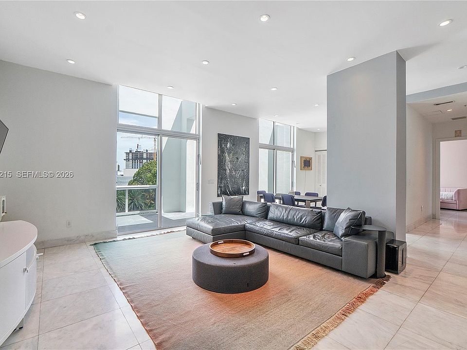 1st image of 2001 Meridian Ave #Penthouse 16