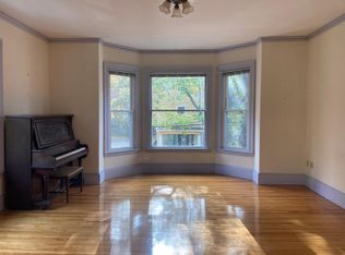 27 Sherman St #3, Portland, ME 04101